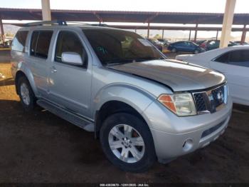  Salvage Nissan Pathfinder
