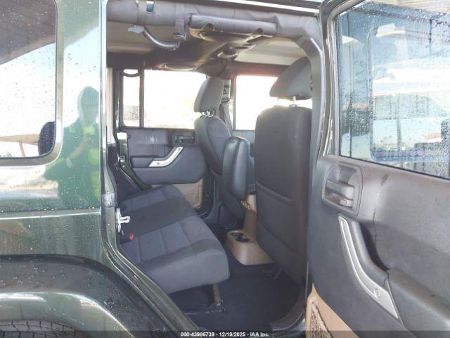 Jeep Wrangler Sahara Image 2