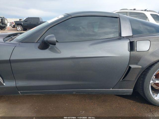 Chevrolet Corvette Image 10