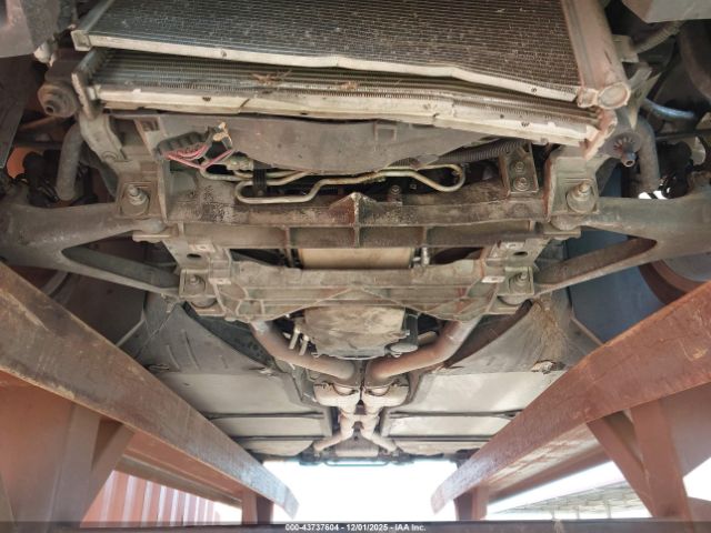 Chevrolet Corvette Image 14