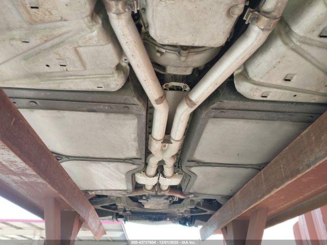 Chevrolet Corvette Image 15