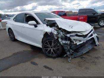  Salvage Toyota Camry