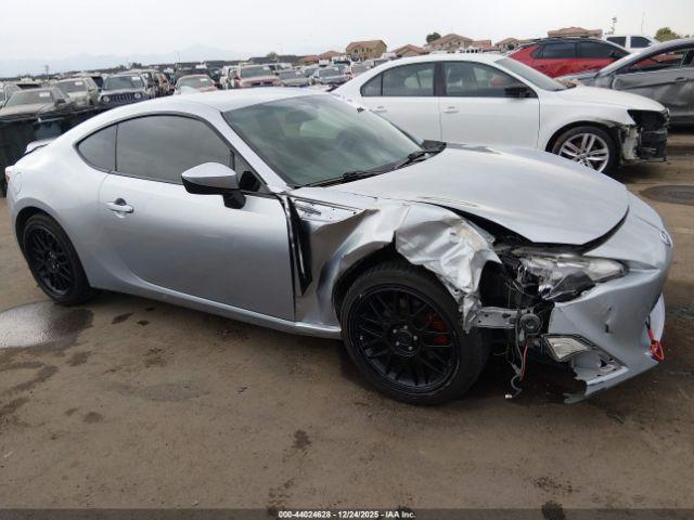Scion FR-S Image 3