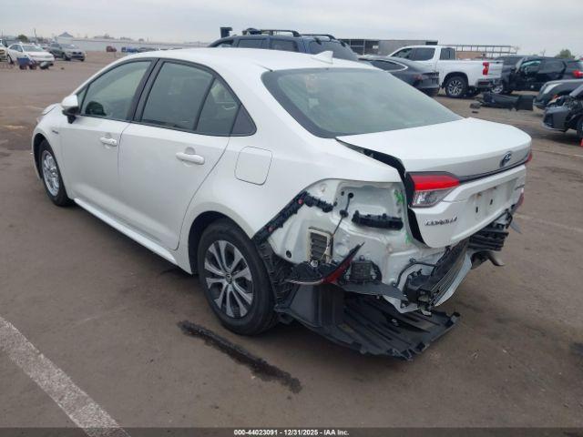 Toyota Corolla Hybrid Le Image 3