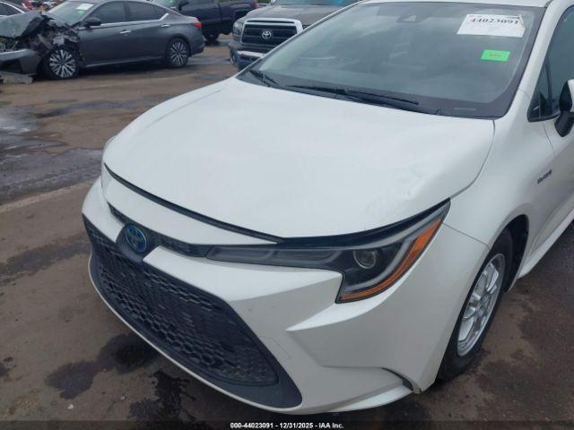 Toyota Corolla Hybrid Le Image 15