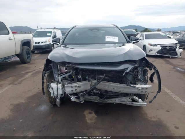 Lexus NX F Sport Handling Image 8