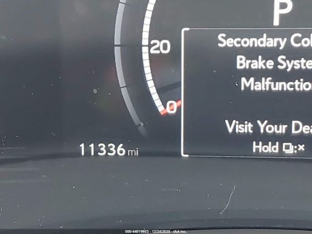 Lexus NX F Sport Handling Image 14