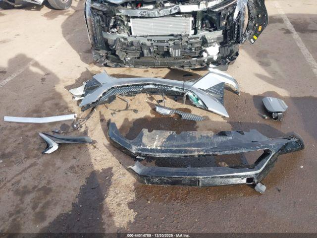 Cadillac Optiq Luxury 2 Awd Image 11