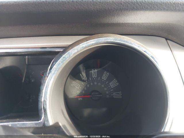 Ford Mustang Image 9