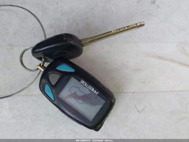 Toyota Sequoia Sr5 5.7l V8 Image 2