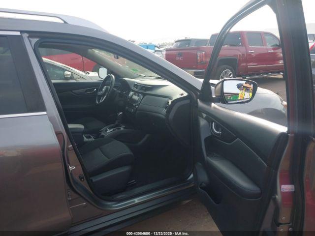 Nissan Rogue Sv Image 17