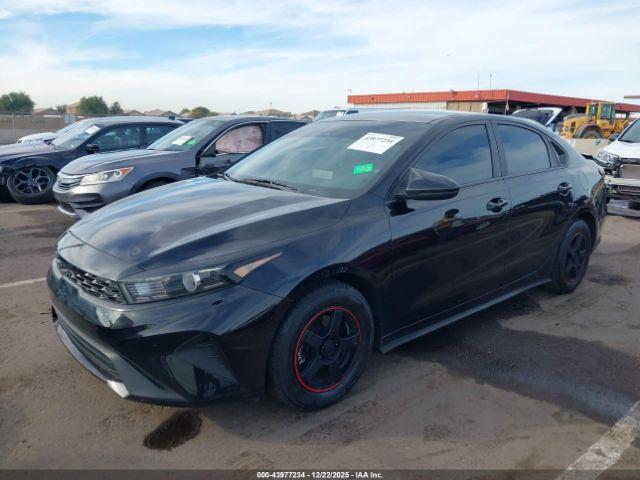 Kia Forte Fe Image 3