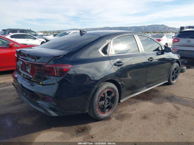 Kia Forte Fe Image 15