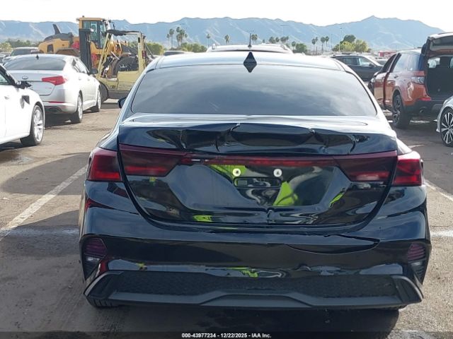 Kia Forte Fe Image 12