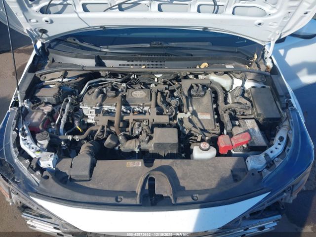 Toyota Corolla Hybrid Le Image 10