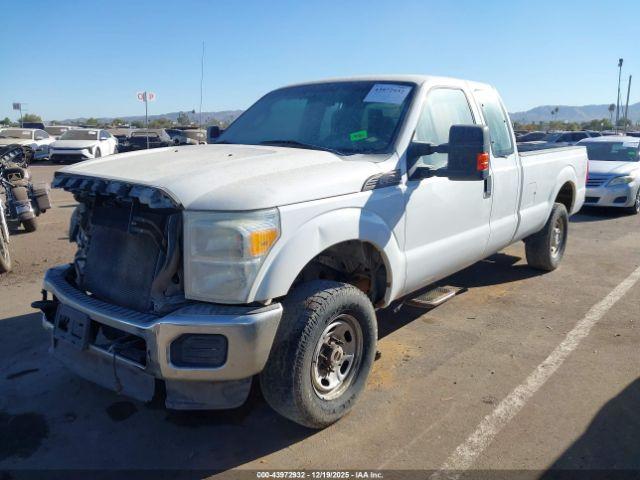 Ford F-250 Xl Image 4