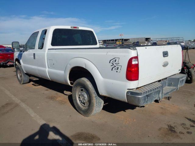 Ford F-250 Xl Image 6