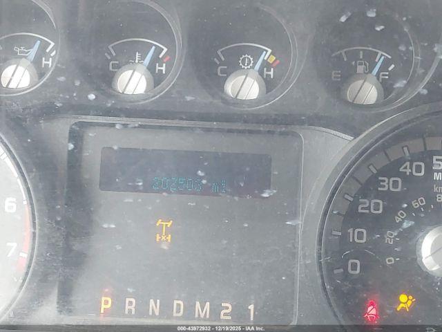 Ford F-250 Xl Image 7