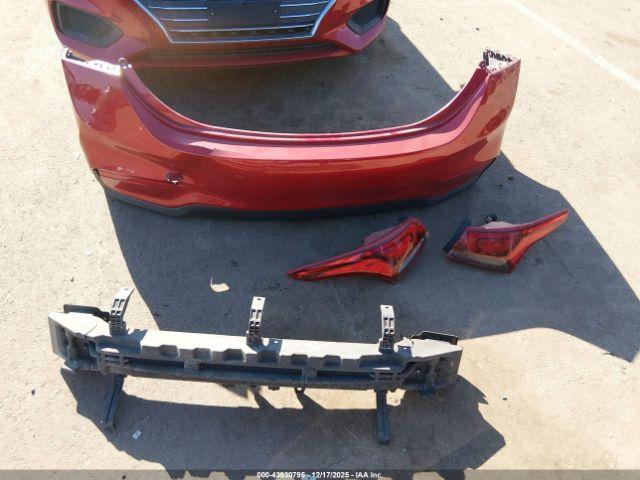 Hyundai ACCENT Se Image 6