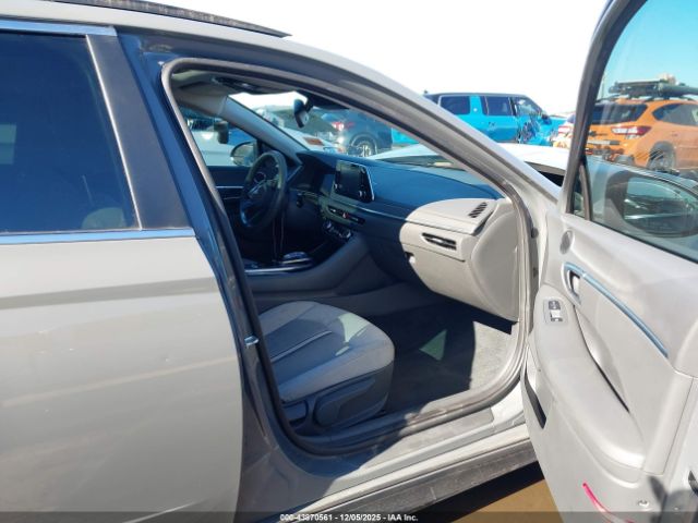 Hyundai SONATA Sel Image 4