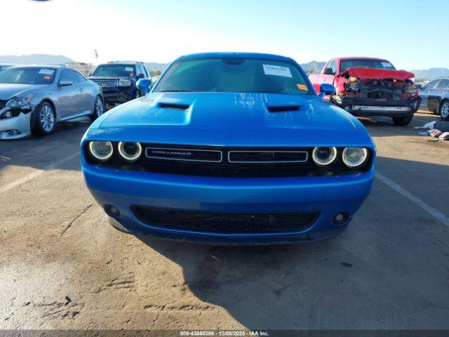 Dodge Challenger Sxt Plus Image 6