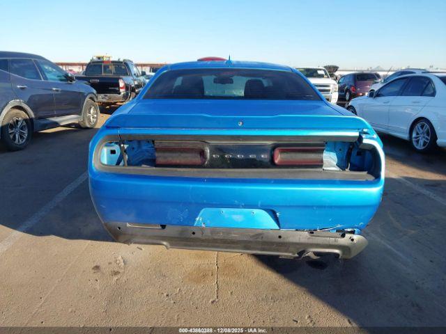 Dodge Challenger Sxt Plus Image 4