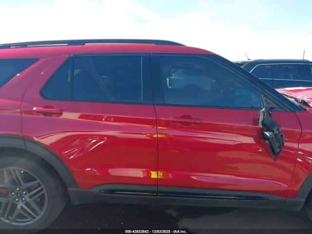 Ford Explorer St Image 14