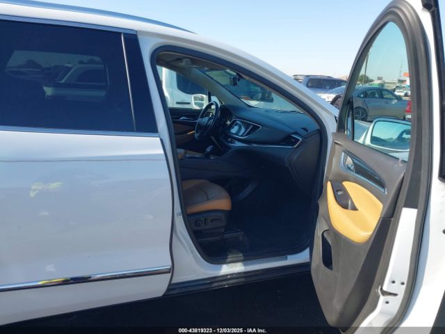 Buick Enclave Fwd Essence Image 3