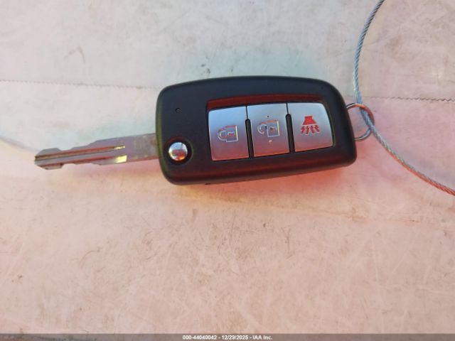 Nissan Rogue S Image 8