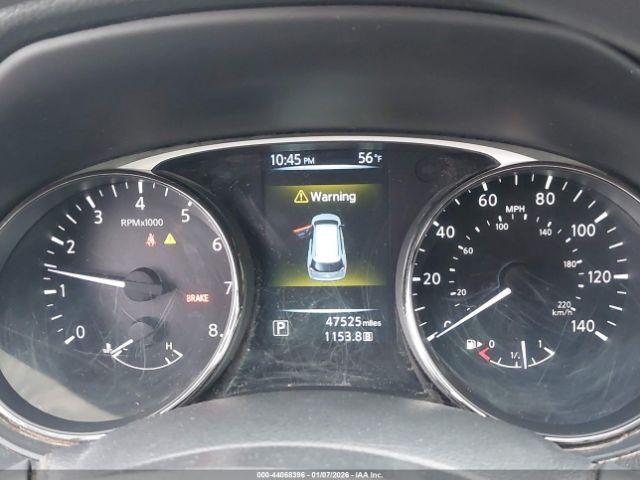 Nissan Rogue S Image 5