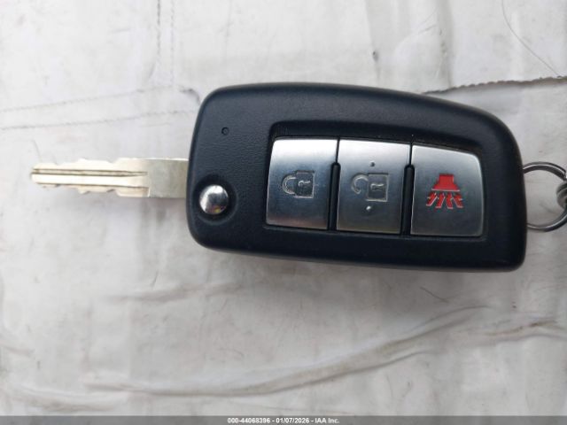 Nissan Rogue S Image 15