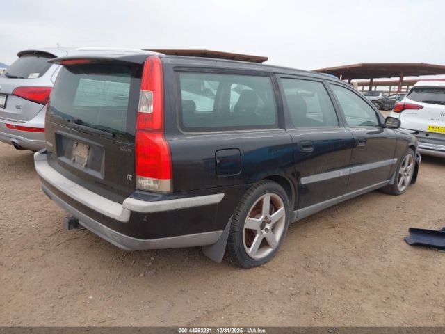Volvo V70 R Image 7
