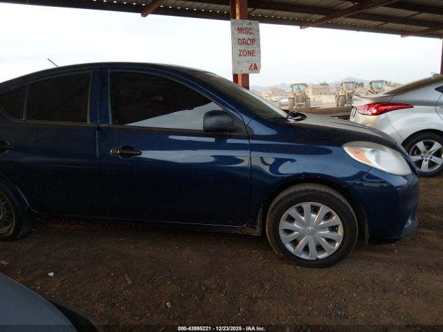 Nissan Versa 1.6 S Image 9