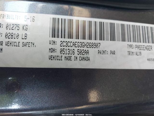 Chrysler 300c Image 13