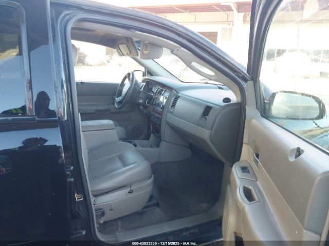 Dodge Durango Slt Image 4