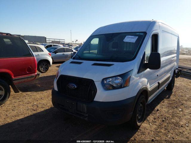 Ford Transit Image 2