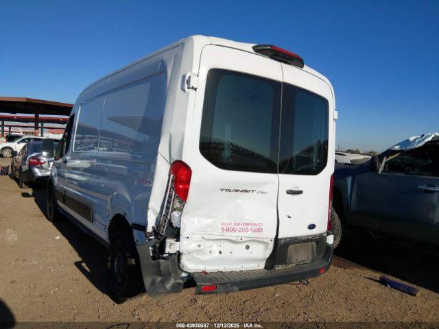 Ford Transit Image 4