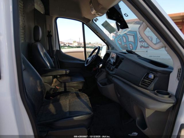 Ford Transit Image 11