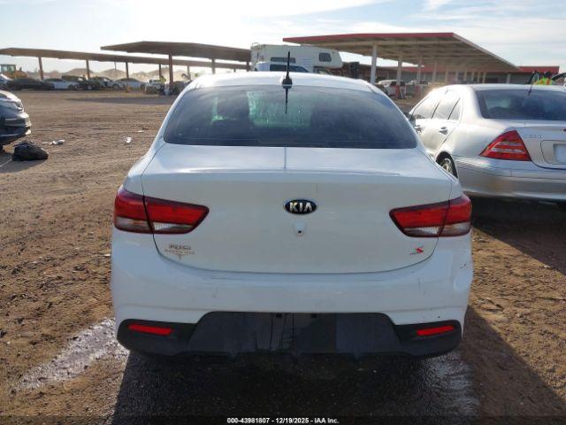 Kia Rio S Image 12