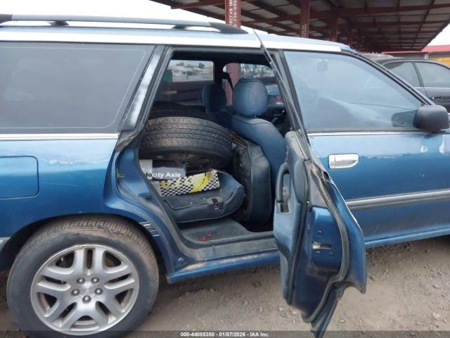 Subaru Legacy Image 9