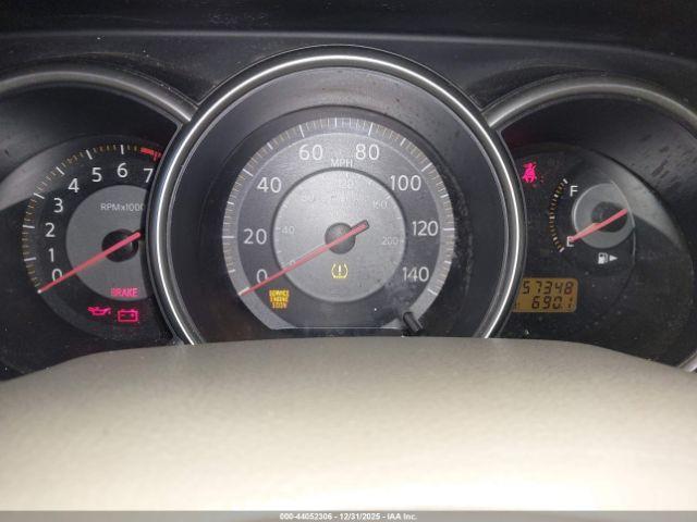 Nissan Versa 1.8sl Image 8