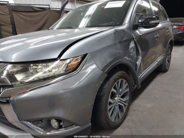 Mitsubishi Outlander Se Image 9