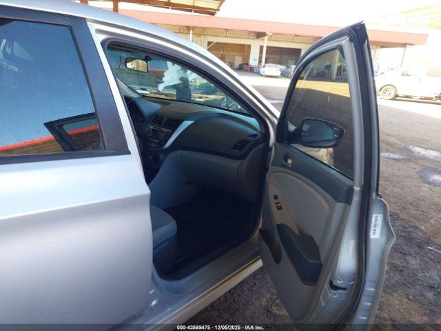 Hyundai ACCENT Gls Image 7