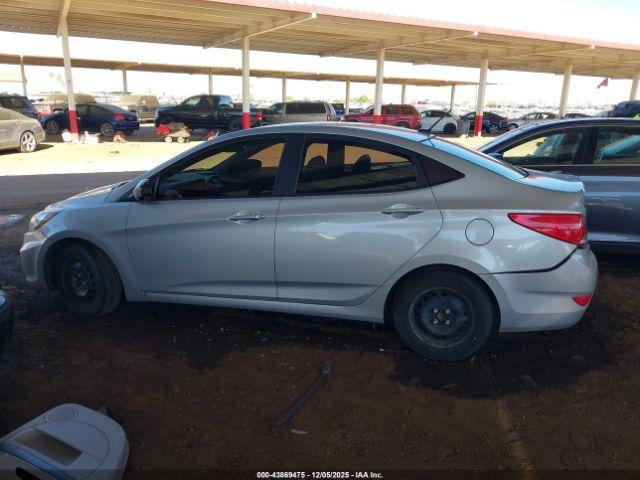 Hyundai ACCENT Gls Image 2