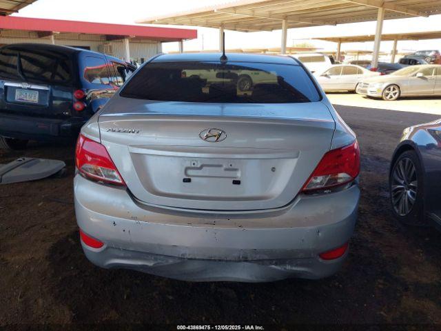Hyundai ACCENT Gls Image 13