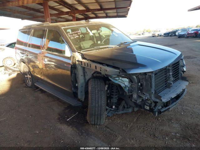 Ford Expedition Xlt Image 8