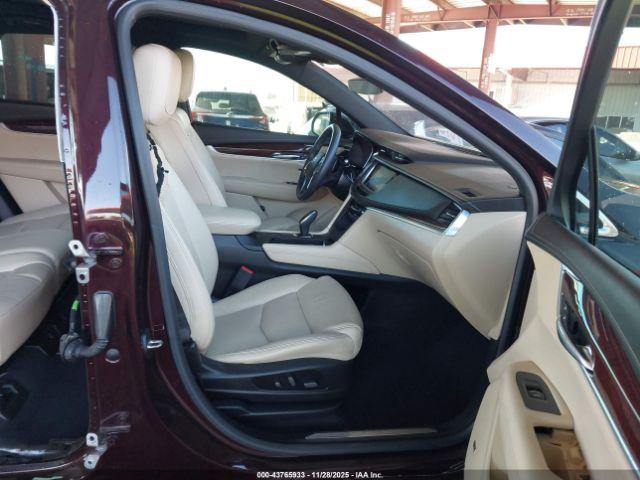Cadillac XT5 Luxury Image 18