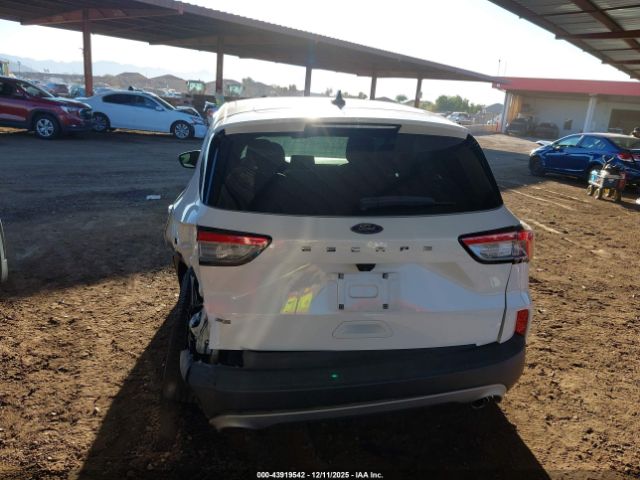 Ford Escape Se Image 3