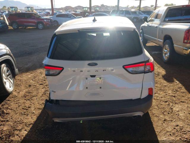 Ford Escape Se Image 15