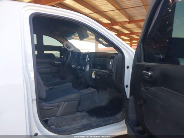 GMC Sierra 2500 2wd  Long Bed Image 2